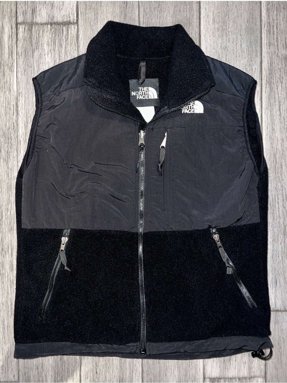 The North Face Vintage Women's Black Denali Fleece Full Zip Vest Medium